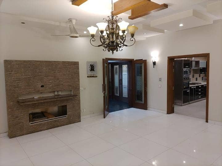 1 Kanal Outstanding Lower Portion On Top Location For Rent in DHA Phase 1 Lahore 6