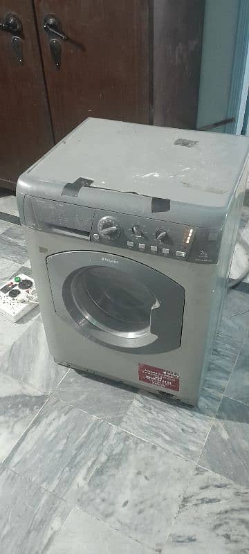 hotpoint wash and dry fully automatic machine italy. 4