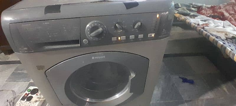 hotpoint wash and dry fully automatic machine italy. 7