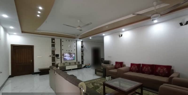 A Centrally Located House Is Available For sale In Islamabad 5