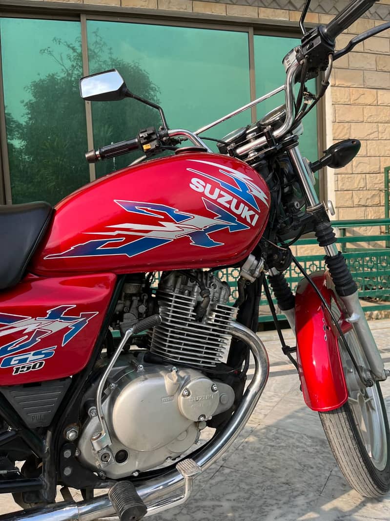 SUZUKI GS 150 (2021) MODEL 3