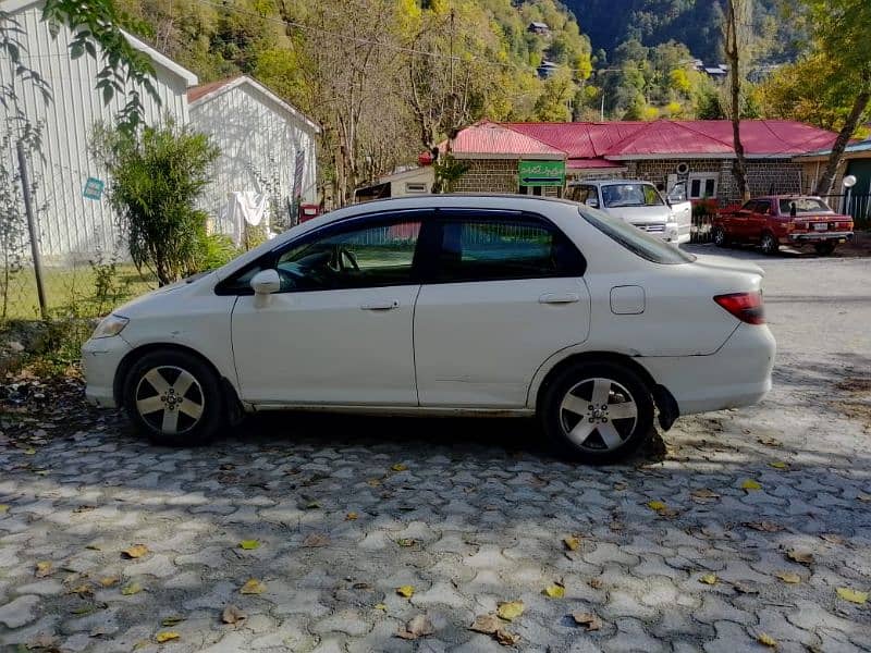 Honda City IDSI 2005 almost shawrd 6