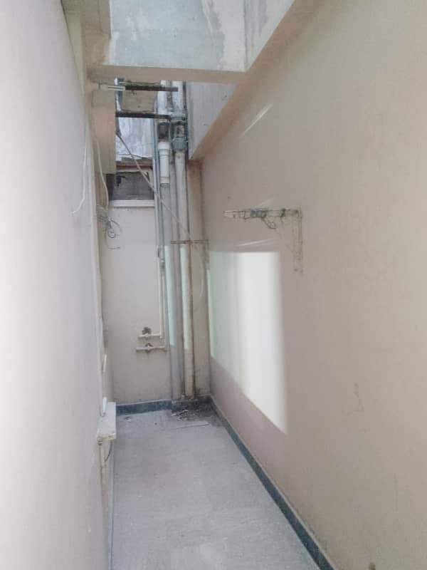 2 BED DD GROUND FLOOR PORTION FOR RENT 11