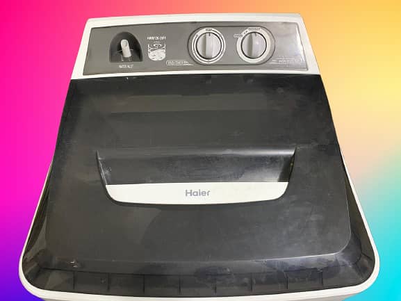 Haier semi-automatic Washing Maching and Spinner Dryer 9