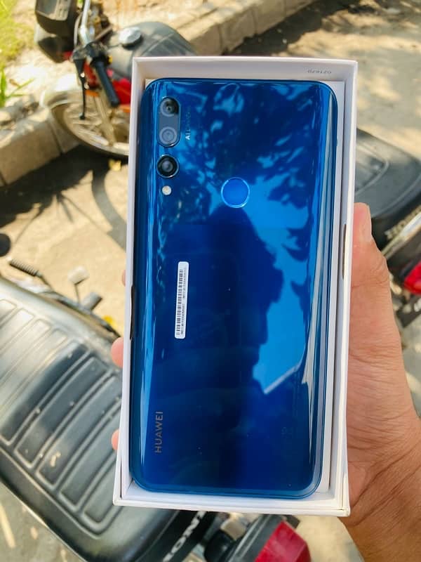 Huwei Y9 Prime(2019) PoP Up Camera 1