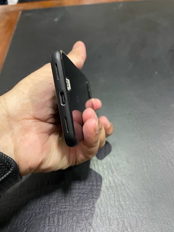 google pixel 4  64 GB 3