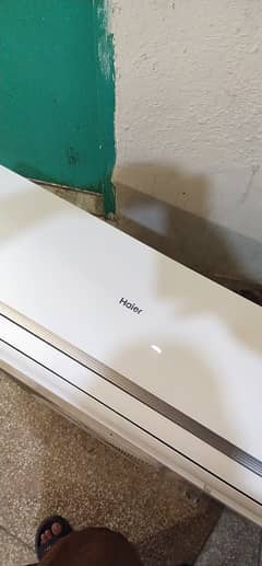 Haier 1.5 ton Dc Inverter totally genuine condition (15 days guarantee