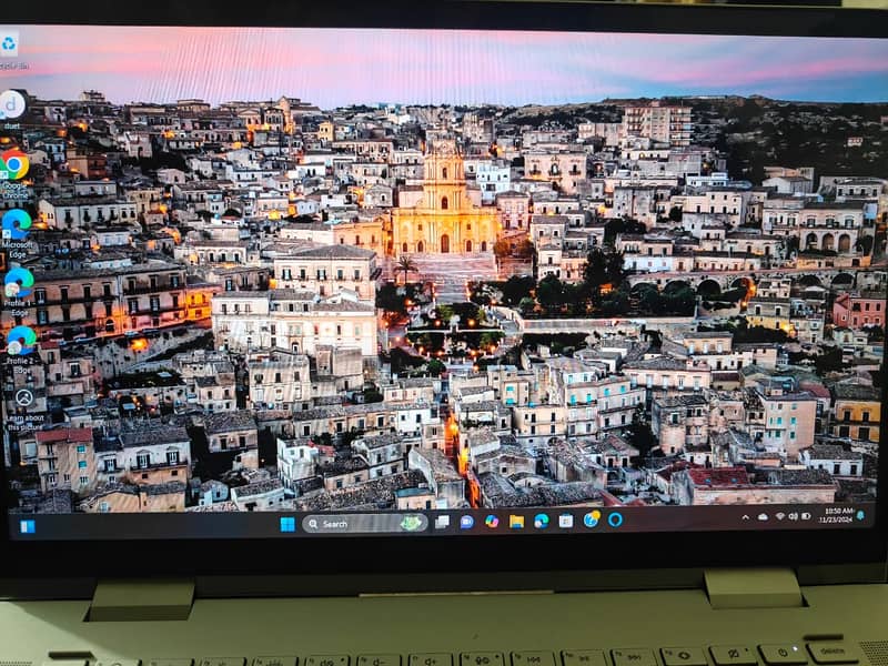 HP Envy x360 i7 12th Gen 16GB/512 Windows 11 Touch 1