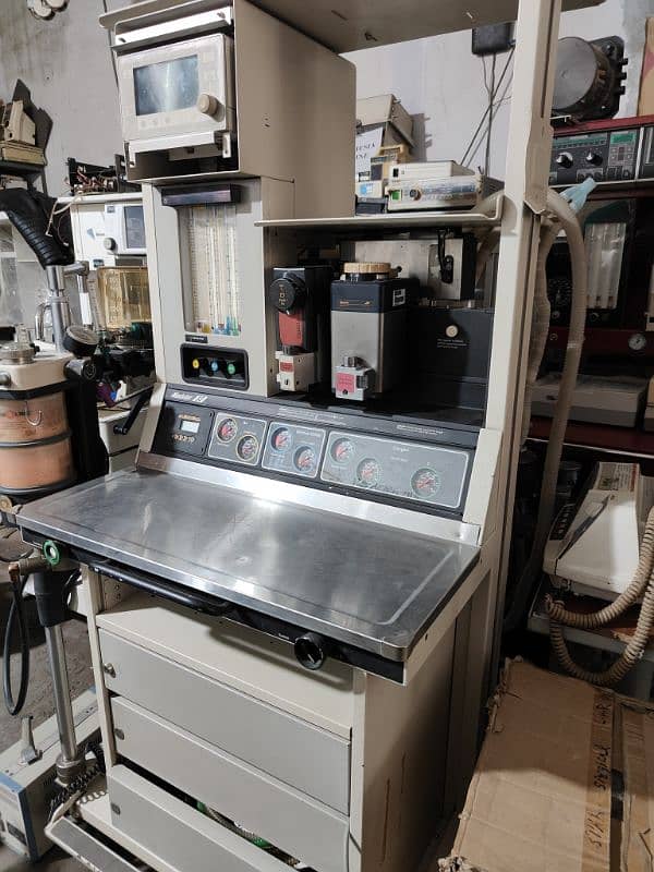 anesthesia machines ohmeda with iso vapurizer 2