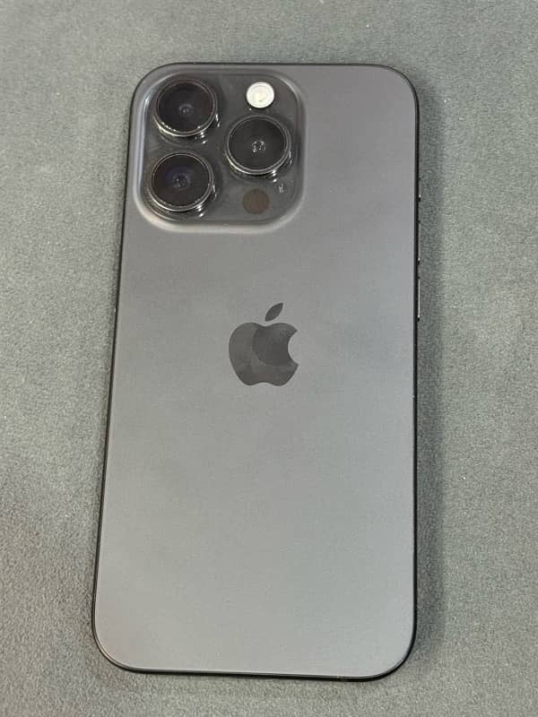 Iphone 15 pro non pta 256gb. 2