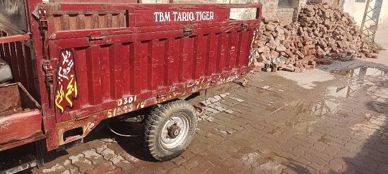 Loader rickshaw tbm 4