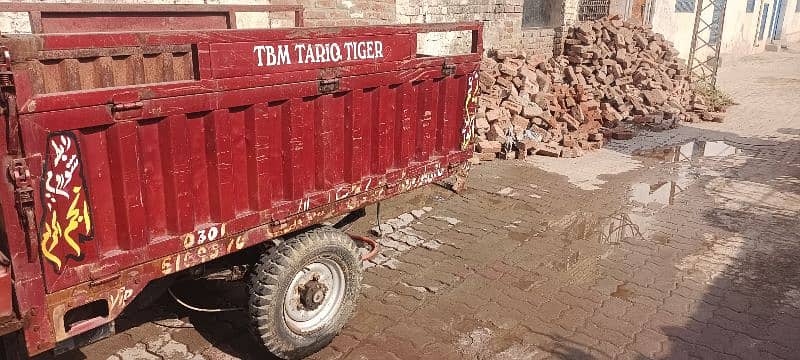 Loader rickshaw tbm 5