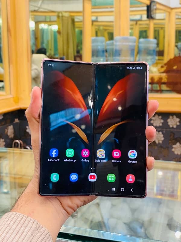 Samsung Galaxy Z Fold 2 5G 2