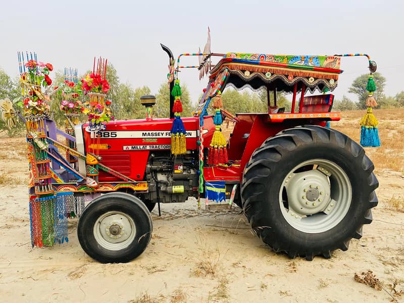 Massey Ferguson Tractor 385 Model 2017 1