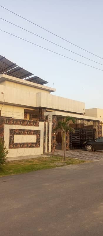 Luxury 2 Kanal Farmhouse for Sale in BRB Canal View Society, Barki Road 6