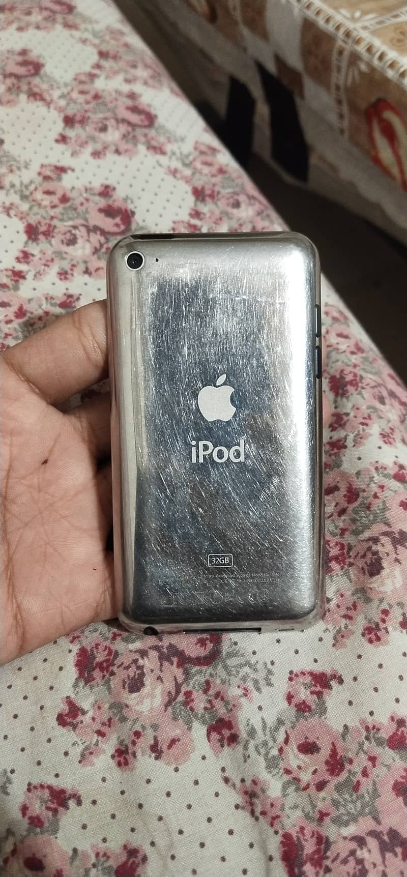 iPod for sell ram 32 3