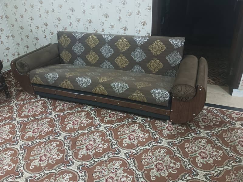 3 SEATER SOFA 2