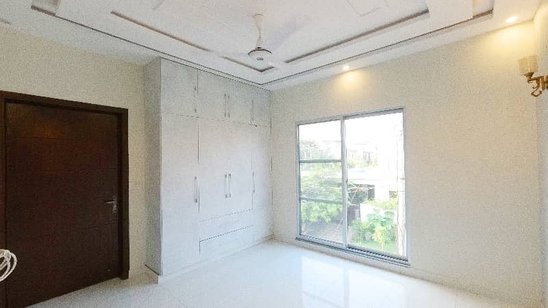 Get In Touch Now To Buy A Corner 10 Marla House In Lahore 18