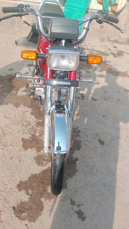 bike saf Condition mn ha engine no repair tyre new battery new 1