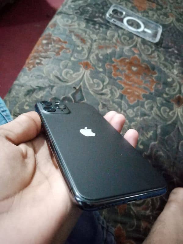 iphone x converted to 11 pro 256 Gb call Whatsapp 03270172427 6