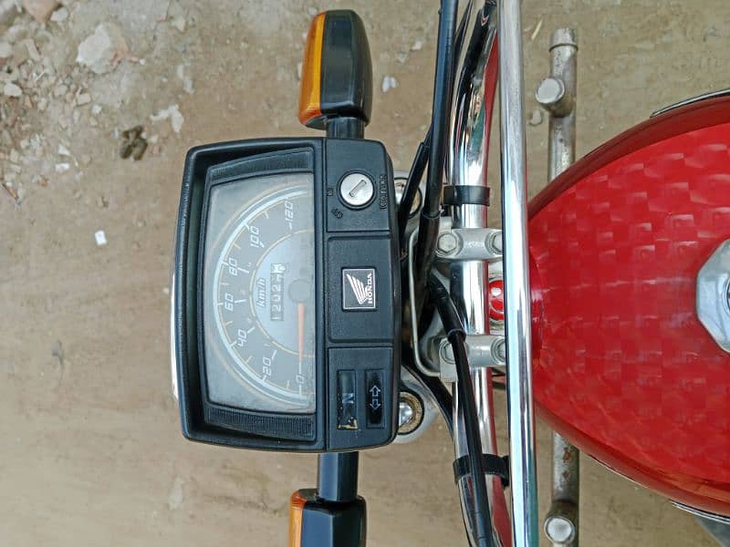 Honda CD 70 motorcycle for sale model 2022/03057210160//03456561380 7