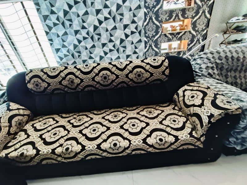 Sofa Set Black Golden Color 1