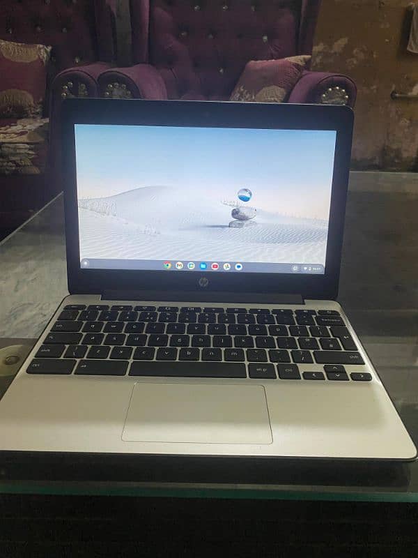 Ellite Chrome book for urgent Sale 4