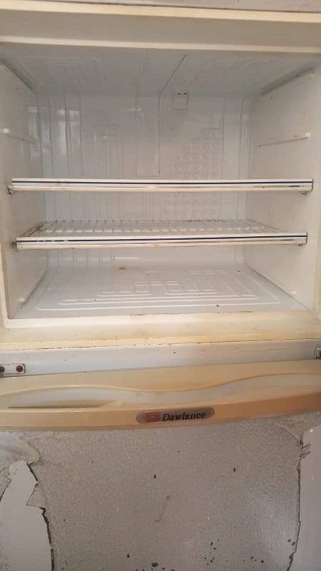 Dawlance Refrigerator for Sale 2