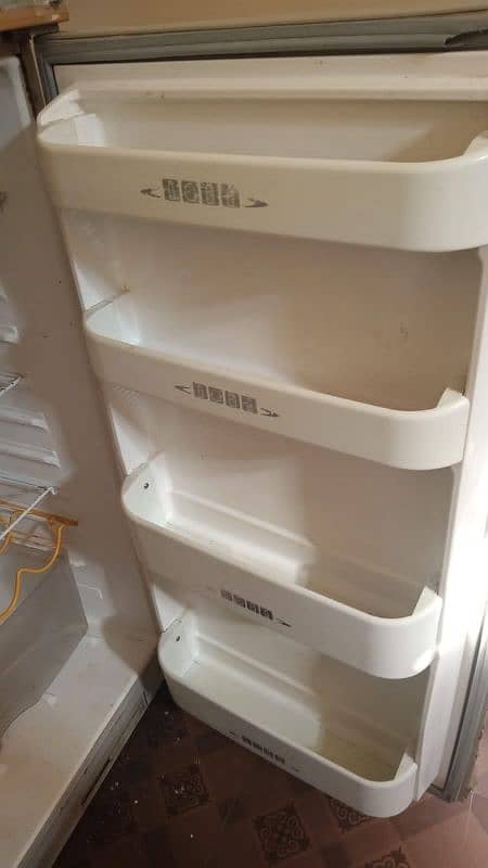 Dawlance Refrigerator for Sale 3