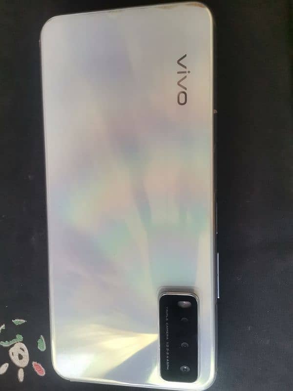 vivo y20 condition 85% 4