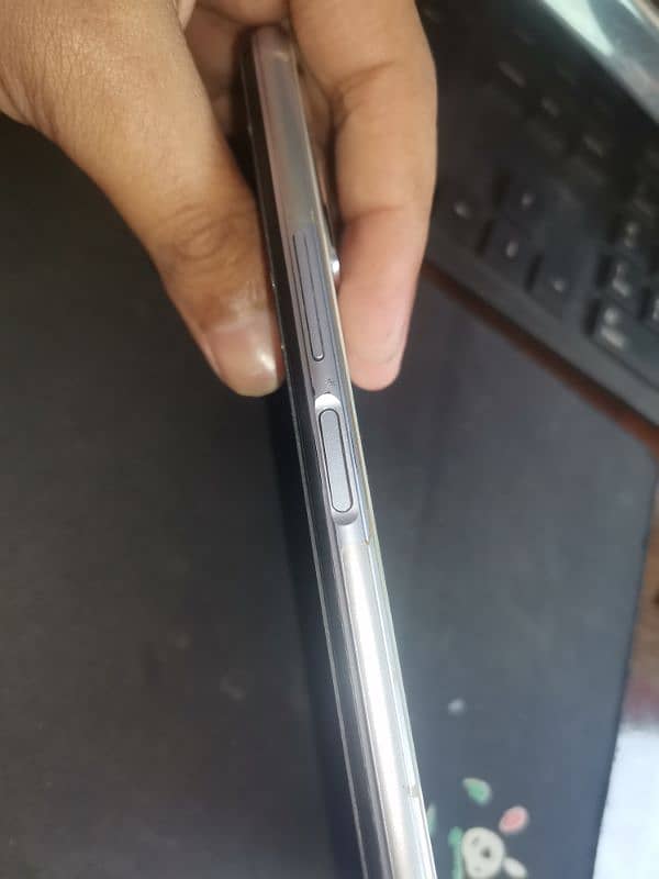 vivo y20 condition 85% 5