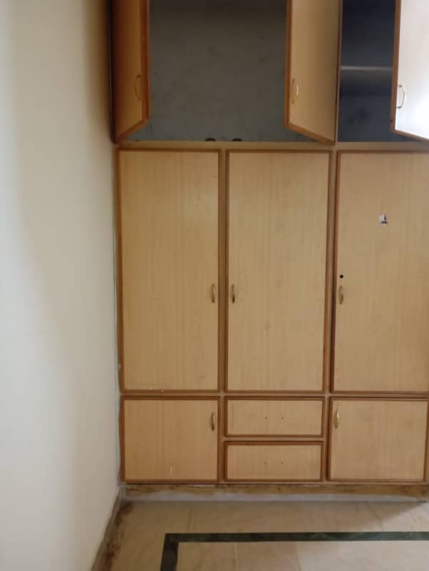 5 Marla Upper Portion For Rent In J2 Block Johar Town 2