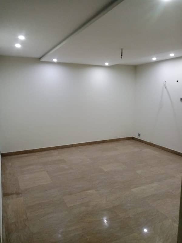 10 MARLA HOUSE FOR RENT IN DHA RAHBAR 11 PHASE 1. GASS AVAILABLE 24