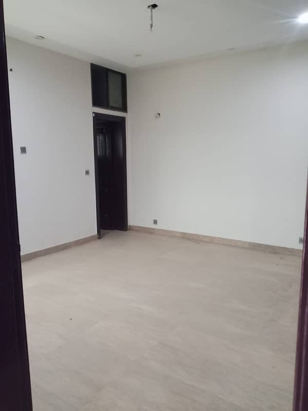 10 MARLA HOUSE FOR RENT IN DHA RAHBAR 11 PHASE 1. GASS AVAILABLE 30