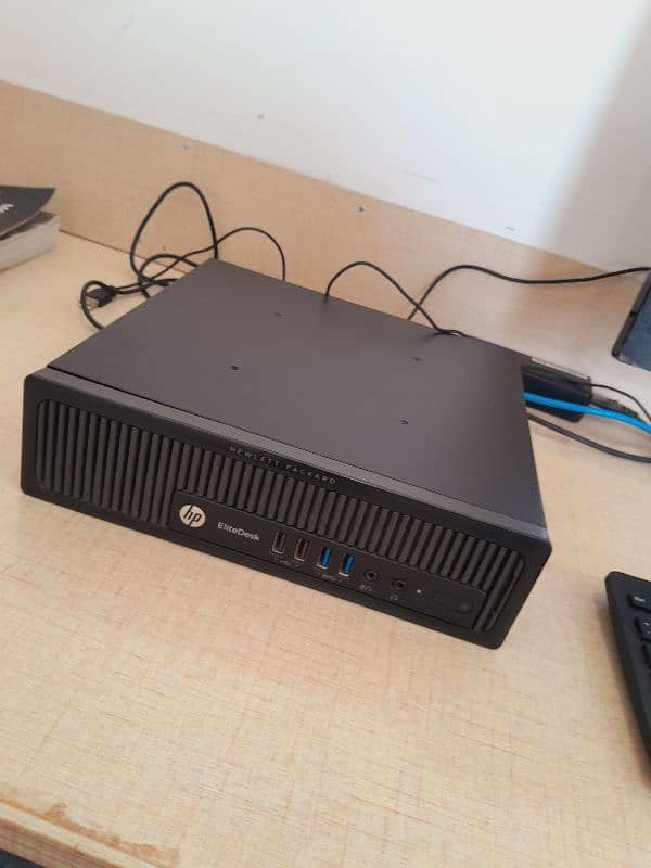 HP ELITEDESK 800 G1 with LG MONITOR 20 INCH LED 1