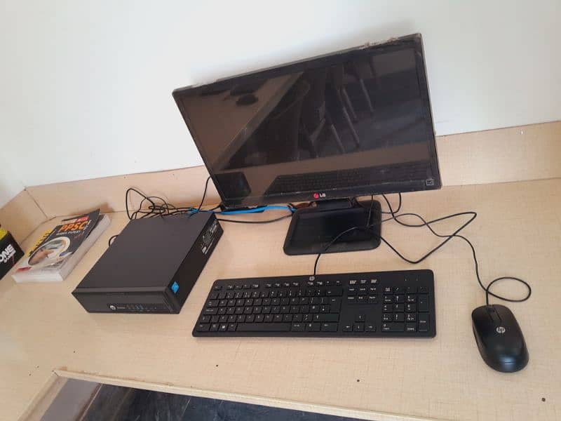 HP ELITEDESK 800 G1 with LG MONITOR 20 INCH LED 2