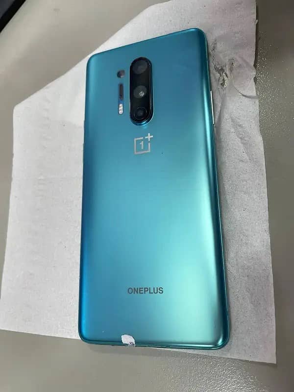 One Plus 8 Pro 12-256 Urgent 0