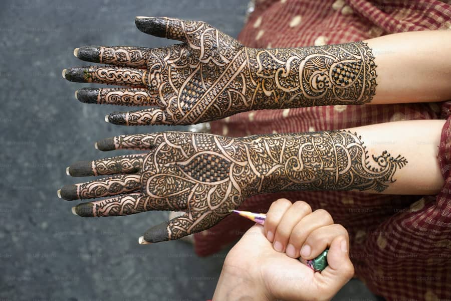 Mahndi, Henna, Bridal Henna & More 0