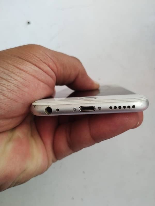 IPHONE 6s PTA APROVEED 3