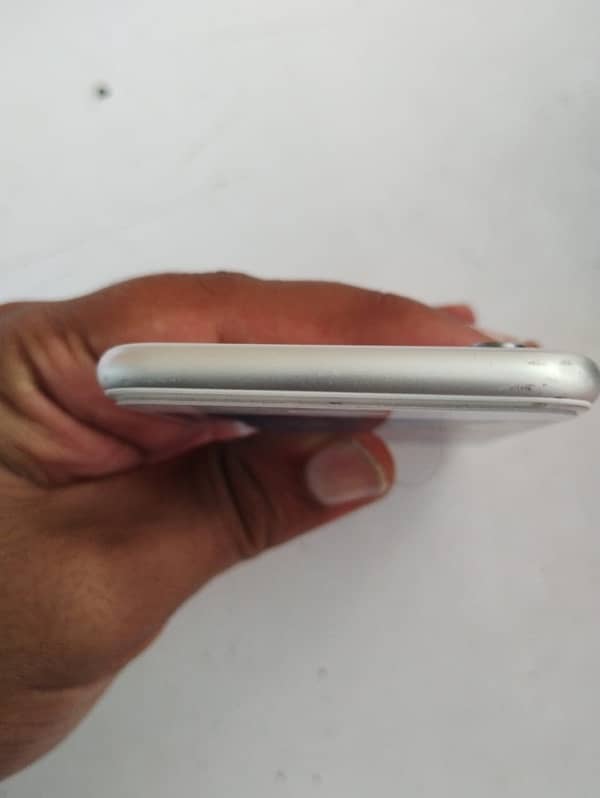 IPHONE 6s PTA APROVEED 4