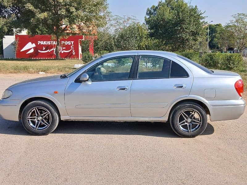 Nissan Sunny 2007 7