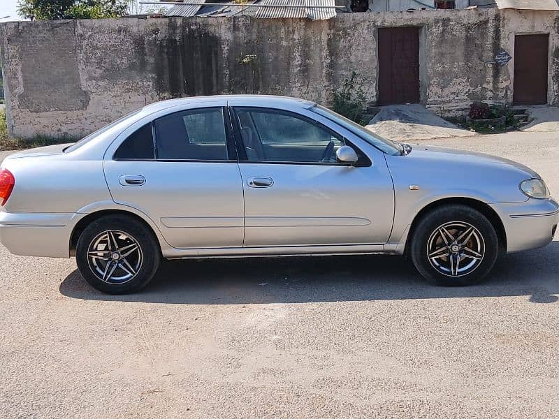 Nissan Sunny 2007 8