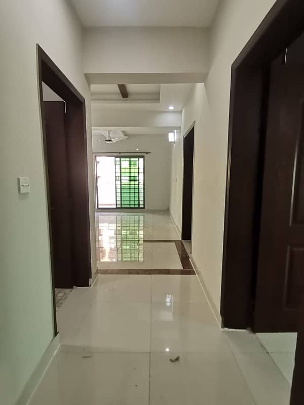 Very Well Maintained 3 Bed Apartment Sector F Askari 10 For Sale 10