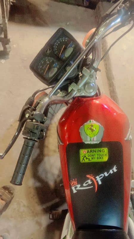 Honda 125 self start good condition 10 by 10 2