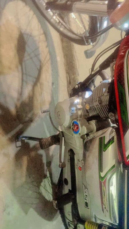 Honda 125 self start good condition 10 by 10 3