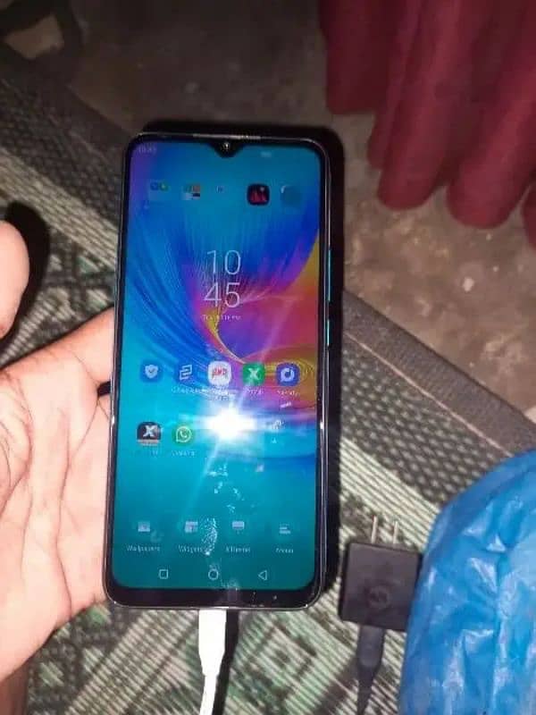 infinix hot 9 play 4Gb 64Gb with Box and Seald 0