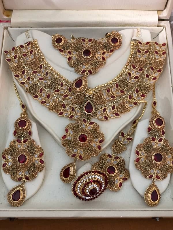 artificial jewellery Set 0