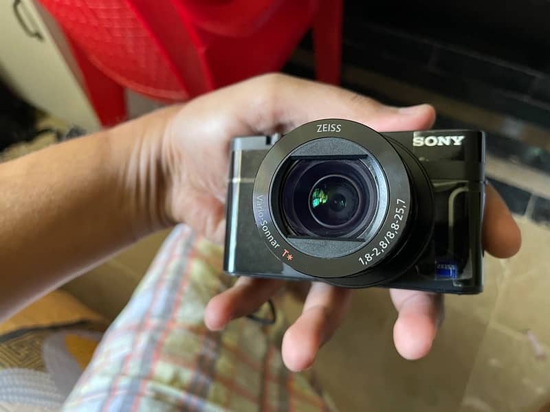 Sony Rx100 V (mark 5) brand new condition 1