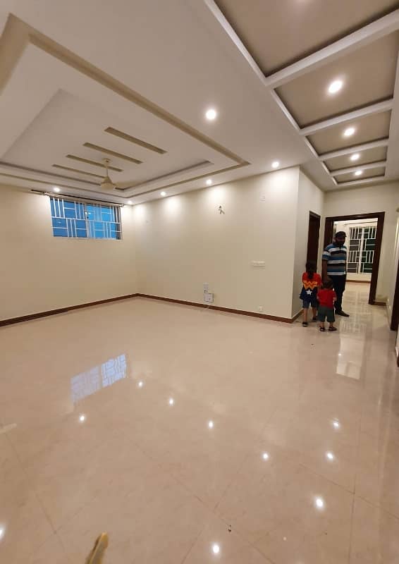 14 Marlas Open BASEMENT With Parking & Sep Meters G-13/3 0