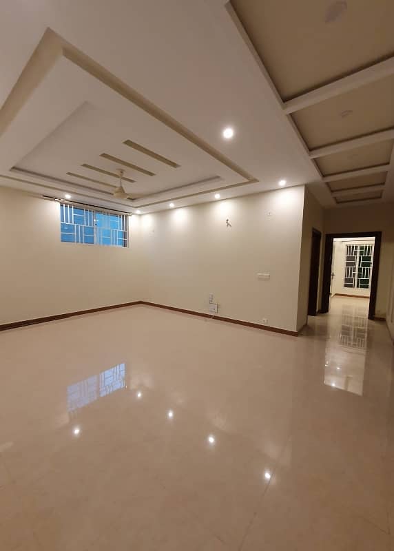 14 Marlas Open BASEMENT With Parking & Sep Meters G-13/3 2